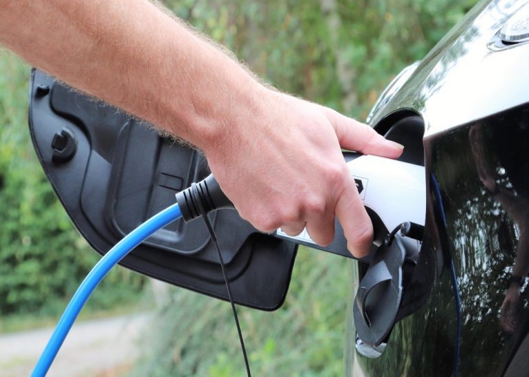Plug and Charge: Revolutionizing Electric Vehicle Charging